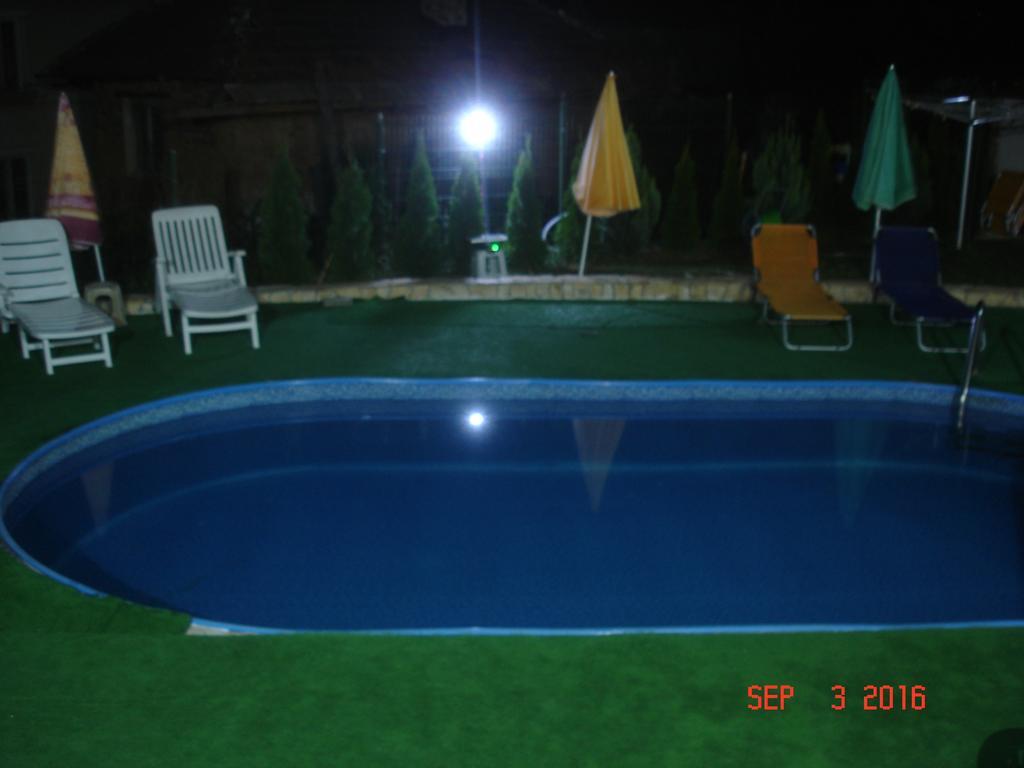 Guest House Camellia Berkovitsa Exterior foto