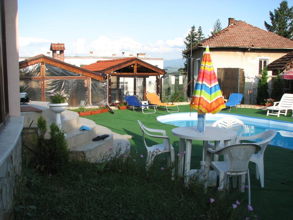 Guest House Camellia Berkovitsa Exterior foto