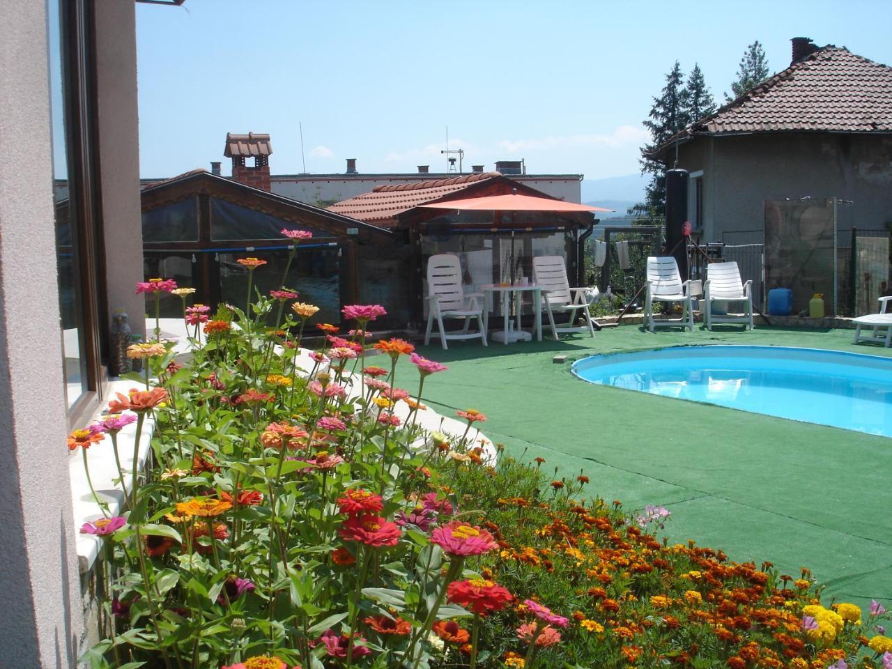 Guest House Camellia Berkovitsa Exterior foto