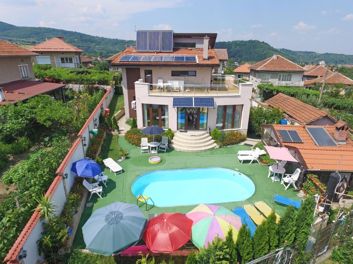 Guest House Camellia Berkovitsa Exterior foto